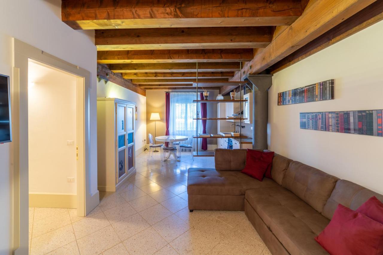 Youatmolino Canal View Apartment Venice Luaran gambar