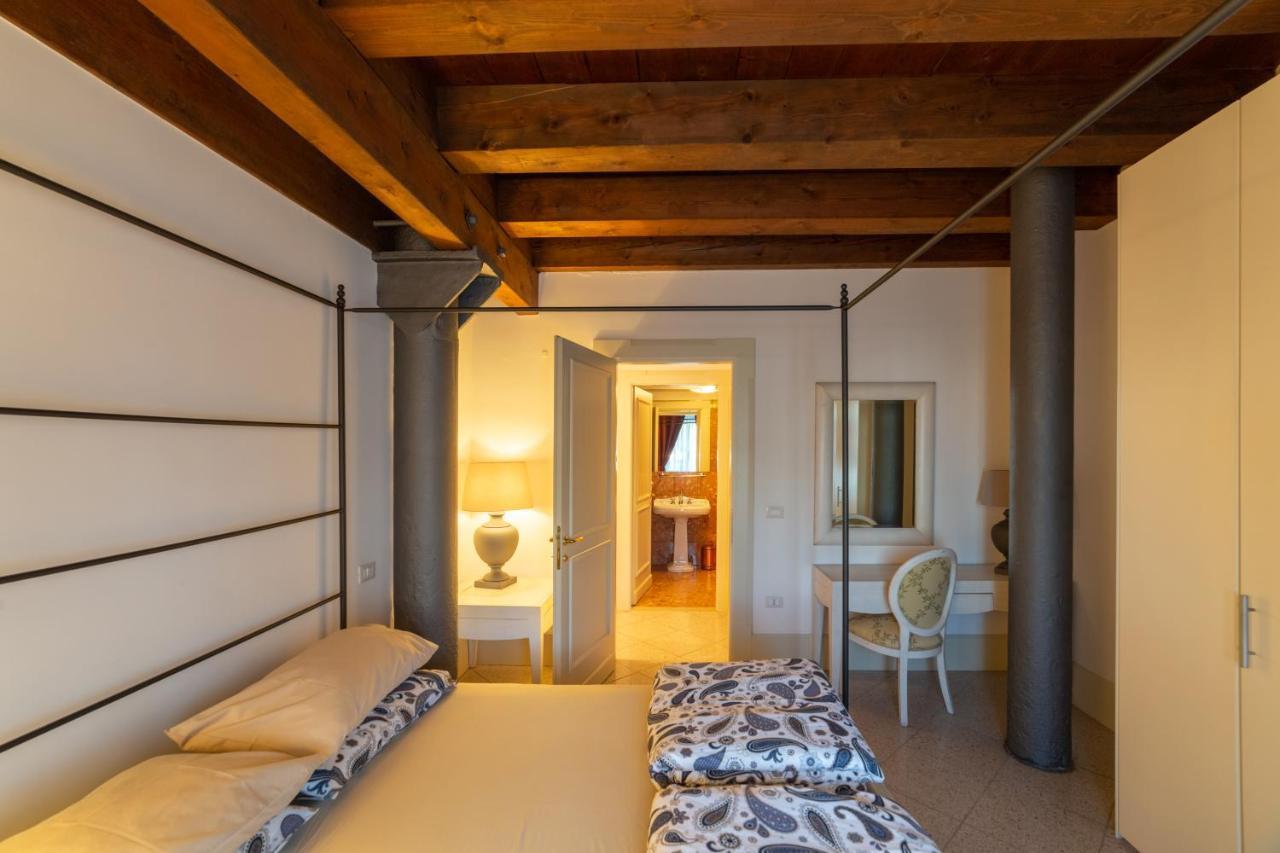 Youatmolino Canal View Apartment Venice Luaran gambar