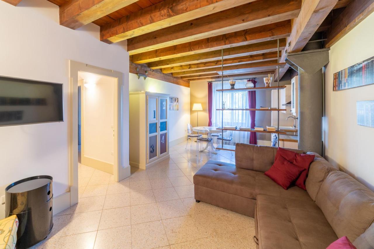 Youatmolino Canal View Apartment Venice Luaran gambar