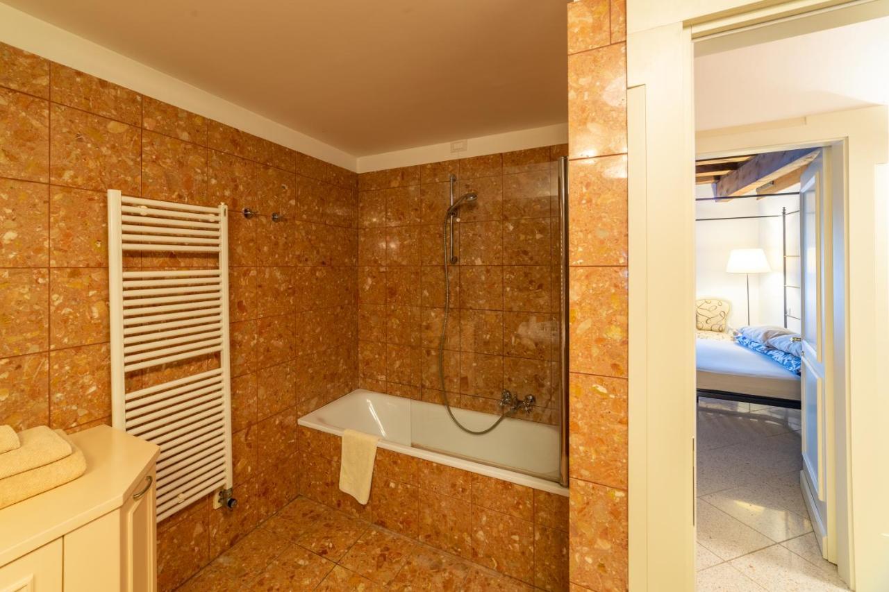Youatmolino Canal View Apartment Venice Luaran gambar